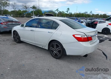 2015 Honda Accord Ex-L V-6 z USA, uszkodzony, nr VIN 1HGCR3F86FA008710